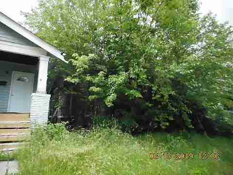 12331 Cherrylawn (3)_m.jpg